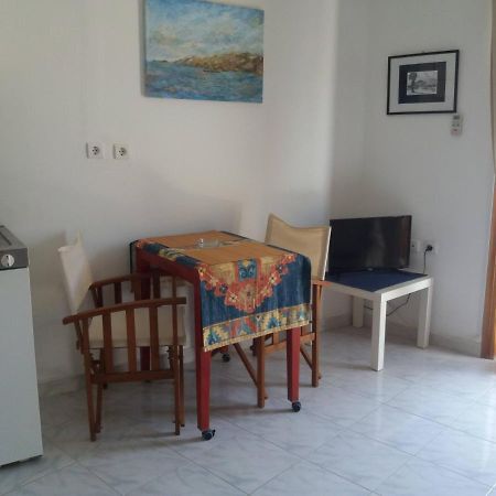 Apartment In Poros Порос Экстерьер фото