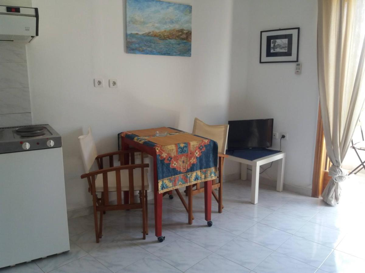 Apartment In Poros Порос Экстерьер фото