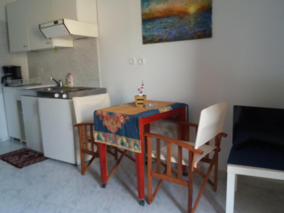 Apartment In Poros Порос Экстерьер фото
